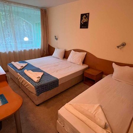 Хотел Диамант Hotel Diamond Balchik Exterior foto
