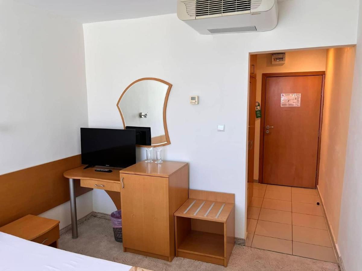 Хотел Диамант Hotel Diamond Balchik Exterior foto