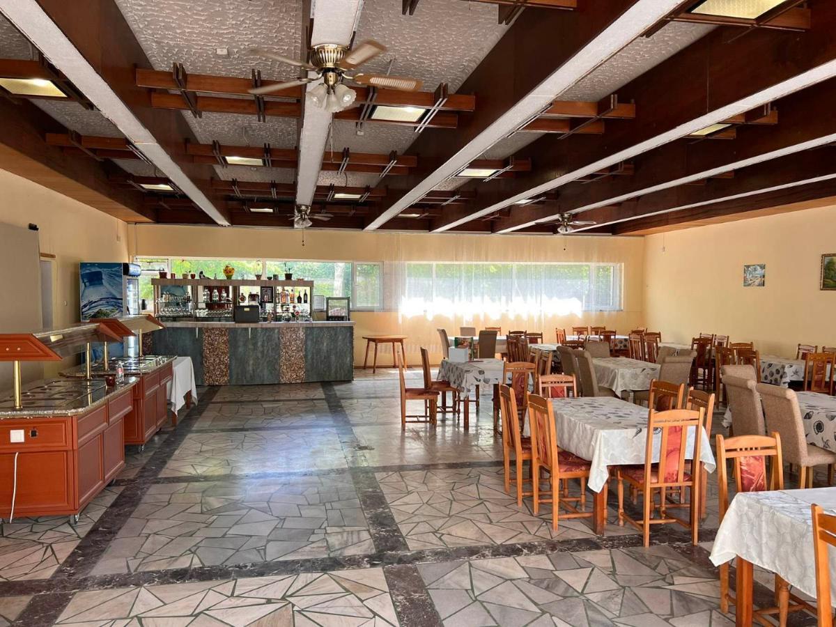 Хотел Диамант Hotel Diamond Balchik Exterior foto