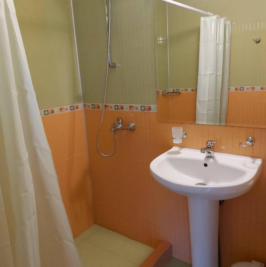 Хотел Диамант Hotel Diamond Balchik Exterior foto